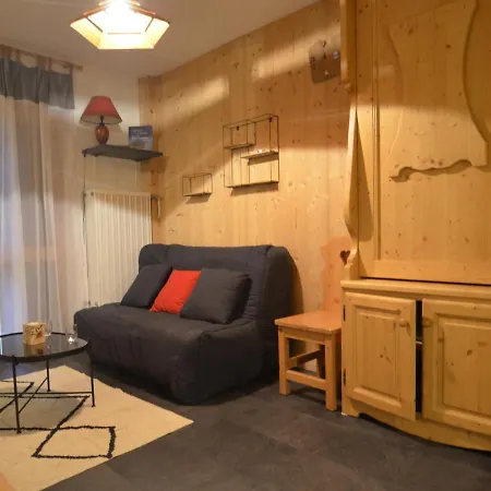 4 Pers. Les Menuires - Balcon, Casier A Skis, Ascenseur - Fr-1-452-159
